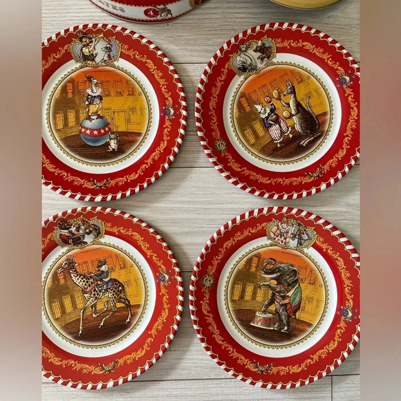 Restoration Hardware 10” Retro Metal Circus Theme Plates With Container and Lid - Picture 4 of 11